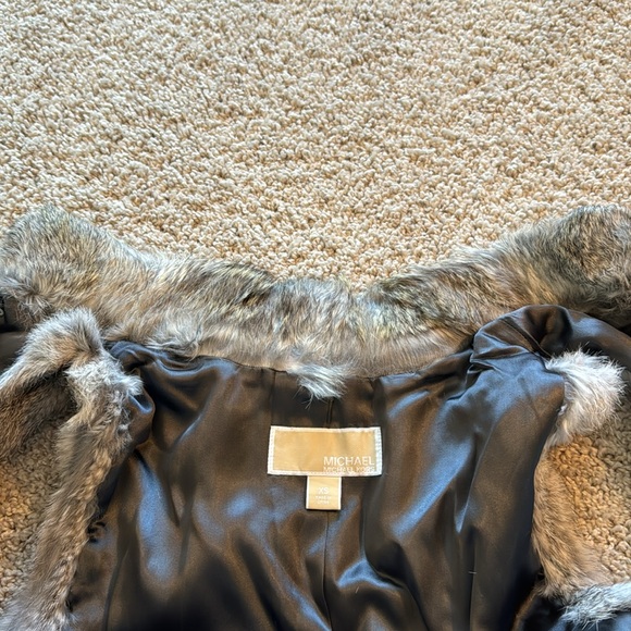 Michael Kors Grey Real Rabbit Fur Vest - Picture 4 of 7